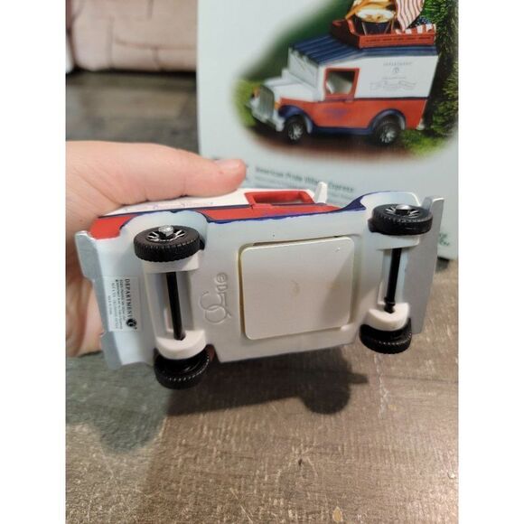 Dept 56 8660 American Pride Village Express AS IS village accessory - Picture 6 of 9